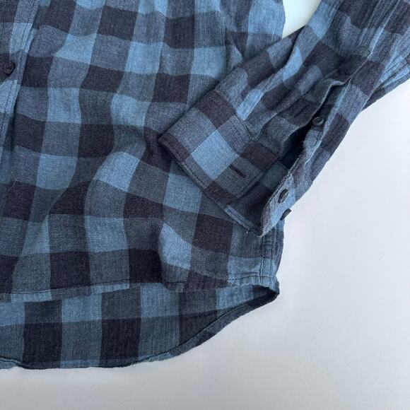 Travis Mathew BUTTON-UP flannel - Picture 4 of 9